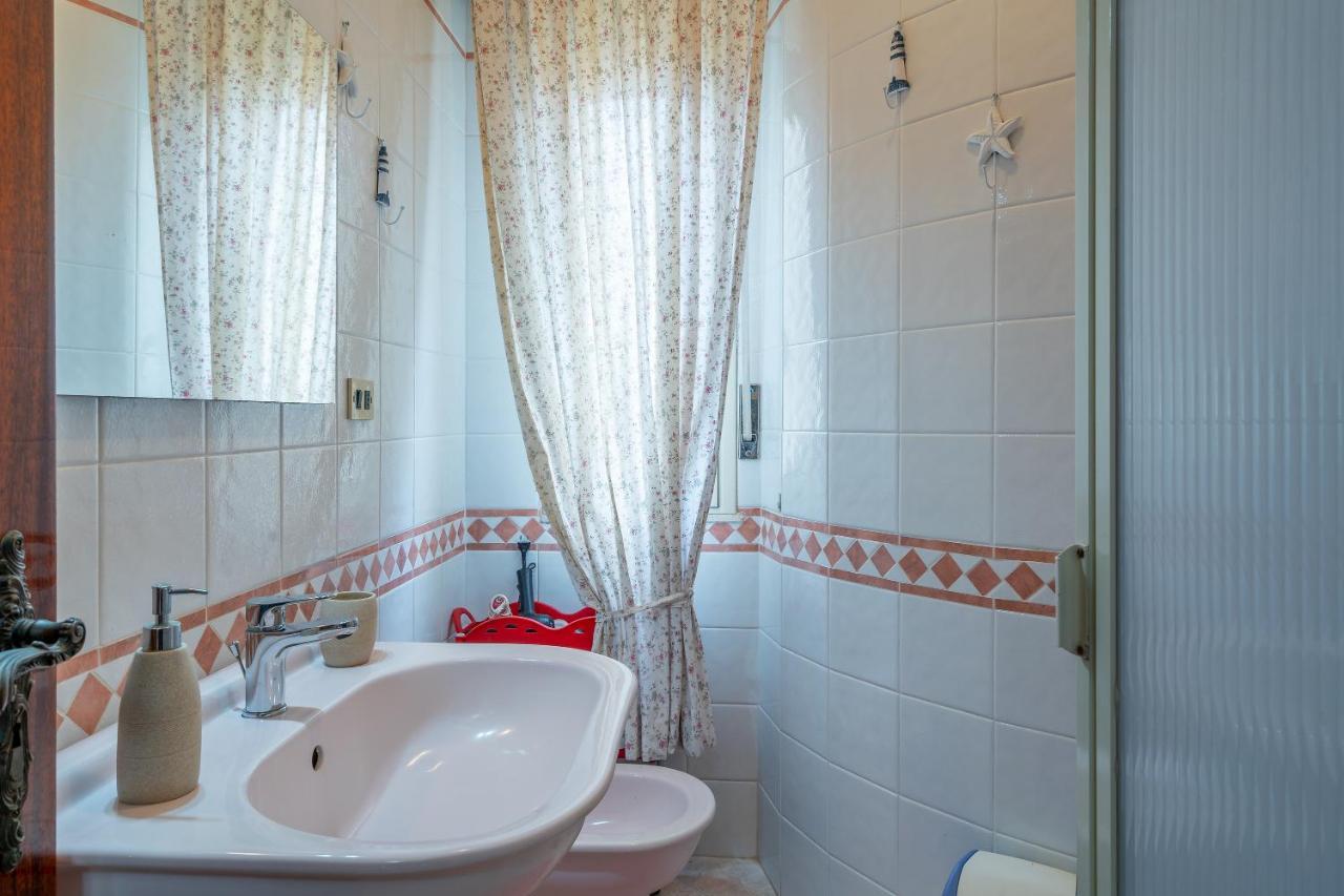 Fortezza Villa Azzurra อันโญเน บันญี ภายนอก รูปภาพ